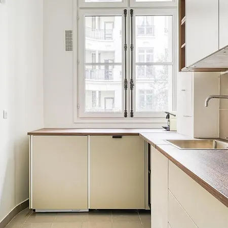 Apartment Proche Mairie Du 16e Arrondissement *